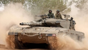 واشنطن: إدارة بايدن تطلب من الكونجرس الموافقة على بيع قذائف دبابات لإسرائيل