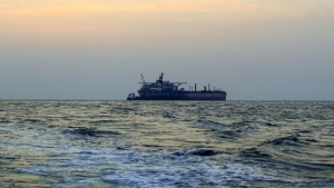 برلين: هاباج لويد الألمانية تقول إن سفينة حاويات تابعة لها تعرضت لهجوم قرب اليمن