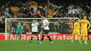 رياضة: برشلونة يواصل الترنح في الدوري الإسباني ويتعادل مع فالنسيا