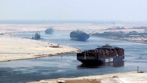 حقائق: ردود أفعال شركات الشحن على هجمات الحوثيين في البحر الأحمر