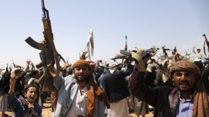 اليمن: مصادر حوثية تقول إن الجماعة تدرس خيارات الرد على الهجوم الأمريكي