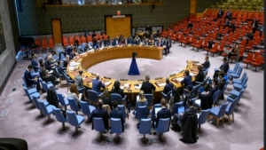 نيويورك: أعضاء مجلس الأمن يدعون الحوثيين لوقف الهجمات على السفن