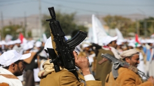 تحليل: لا يمكن لواشنطن أن تسمح للحوثيين بالسيطرة على اليمن