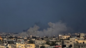 طوفان الأقصى: مقتل أكثر من 20 فلسطينيا بغارات إسرائيلية على خان يونس ورفح