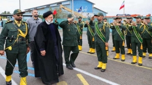 اطار: الحرس الثوري الإيراني... القوة العسكرية والنفوذ السياسي المهيمن على ايران