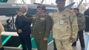 الرياض: وزير الدفاع يعقد مباحثات حول التطورات في البحر الاحمر