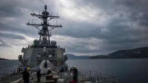 واشنطن: البحرية الأميركية تعلن تأمين عبور ألفي سفينة في البحر الأحمر