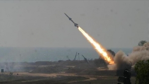 القدس: الجيش الإسرائيلي يعلن تدمير صاروخ باليستي قادم من البحر الأحمر باتجاه إيلات
