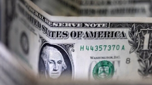 اقتصاد: ارتفاع الدولار وسط تجاهل بيانات السلع الصناعية الأميركية وترقُّب مؤشر التضخم