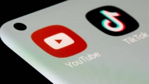 تكنولوجيا: «يوتيوب» يطلق ميزة جديدة لمنافسة غريمه «تيك توك»