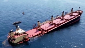 نيويورك: الأمم المتحدة ترسل خمسة خبراء لتقييم الآثار المحتملة للسفينة الغارقة "روبيمار"