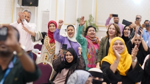 اليمن: بريطانيا تؤكد ضرورة مشاركة المرأة اليمنية في تحقيق السلام وتشكيل المستقبل