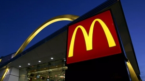 اقتصاد: بسبب غزة.. شركة McDonald’s تخسر 7 مليارات دولار من قيمتها خلال ساعات