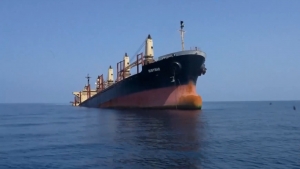 اليمن: سفينة الشحن التي أغرقها الحوثيون، قنبلة بيئية في قاع البحر الأحمر