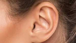 صحة: التهاب قناة الأذن.. الأسباب والأعراض
