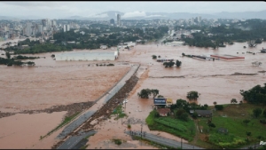برازيليا: أكثر من 100 قتيل ومفقود جراء الفيضانات في البرازيل