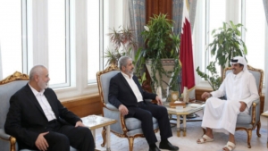 القدس: مصادر إسرائيلية تقول أن قطر طلبت من قادة حماس المغادرة الشهر الماضي