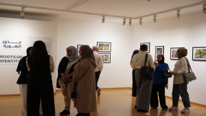 ثقافة وفن: البعثة الأوروبية تدشن معرض فوتوغرافي لأربعة مصورين يمنيين في عمّان