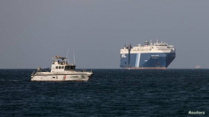 بكين: الصين تدعو لوقف الهجمات على السفن المدنية في البحر الأحمر