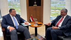 القاهرة: السفير بحاح يبحث مع الخارجية المصرية استئناف عمل المدارس اليمنية وحل إشكاليات الطلبة