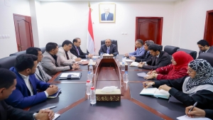 اليمن: رئيس الوزراء يوجه بتكامل الجهود وتعزيز التنسيق القطاعي لمكافحة الأوبئة