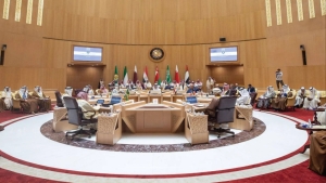 الرياض: دول الخليج في حالة تأهب بعد ضربات أمريكية لمواقع نووية إيرانية