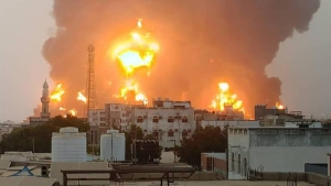اليمن: إسرائيل تشن غارات جوية على موانئ الحديدة عقب هجوم باليستي حوثي استهدف مطار بن غوريون