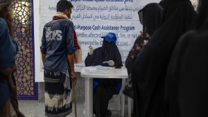 اليمن: "مفوضية اللاجئين" تدعم 52 ألف نازح ولاجئ بالمساعدات النقدية