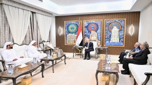 الرياض: الرئيس اليمني يشيد بالمشاريع الإماراتية في قطاع الطاقة بعدن وشبوة
