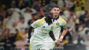 رياضة: النصر يهزم حامل لقب بطل الدوري السعودي في عقر داره 