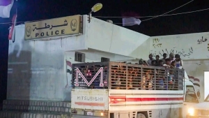 اليمن: ضبط شبكات تهريب للمهاجرين غير الشرعيين وترحيل أكثر من 406 مهاجرا في المهرة