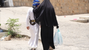 تقرير: نفقة الأطفال بعد الطلاق وسيلة لابتزاز المرأة في اليمن