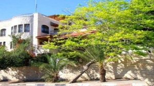 اليمن: خلافات حوثية للسطو على منزل الرئيس عرفات في صنعاء