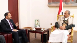 اليمن: الحوثيون يدعون المبعوث الأممي إلى تسريع تنفيذ خارطة السلام ويسلمونه رسالة حول الملف الإنساني