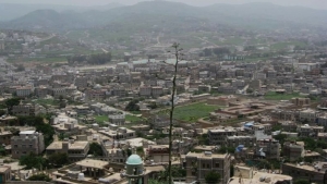 اليمن: مقتل شخص وإصابة ثلاثة في محاولة سطو مسلح على سيارة مغترب في إب