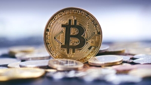 اقتصاد: يمنيون ضحايا المنصات الوهمية للعملات الرقمية