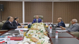 اليمن: البنك المركزي يشدد على استكمال الإصلاحات المالية ويؤكد دعمه لجهود الحكومة