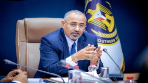 اليمن: الزبيدي يهاجم قيادة الشرعية ويتهمها بالتخلي عن معركة استعادة الدولة وسط تصعيد غير مسبوق