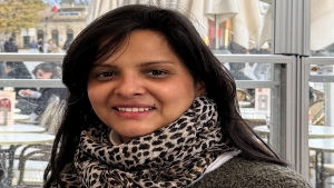 فن: اليمنية سالي حمادة... من مسرح الأطفال إلى فضاء الشاشة