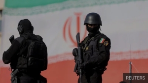 طهران: تضارب في عدد القتلى باحتجاجات إيران وتقديرات حقوقية بـ "مقتل أكثر من ألفي شخص"، وترامب يقول "المساعدة قادمة"