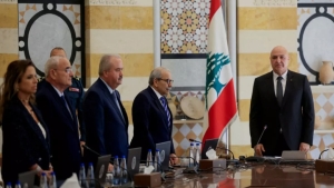 بيروت: تصاعد الخلاف بين الرئاسة اللبنانية وحزب الله حول نزع السلاح شمالي الليطاني