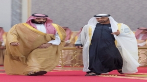 بلومبرغ: الشركات في ⁧‫#الإمارات‬⁩ و⁧‫#السعودية‬⁩ تضع خطط طوارئ استعدادًا لاحتمالية قطع العلاقات التجارية بين البلدين ‏