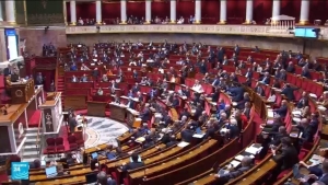 باريس: فرنسا تحظر شبكات التواصل الاجتماعي على القاصرين دون 15 عاما