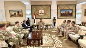 اليمن: بن عزيز يناقش توحيد الجيش والأمن واستقرار عدن مع سفيري أمريكا وبريطانيا