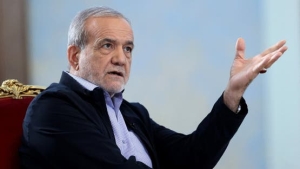 طهران: بيزشكيان يتهم ترامب باستفزاز الإيرانيين.. ويلمح لشراكة بالحكم