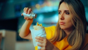 صحة: خفض "مجتمعي" بسيط لملح الطعام قد ينقذ ملايين الأرواح