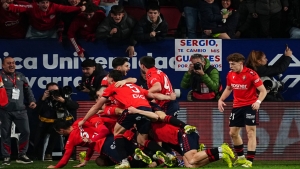 رياضة: أوساسونا يسقط ريال مدريد ويهدي برشلونة فرصة تصدر "الليغا"