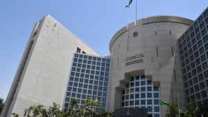 ابوظبي: الإمارات تؤكد احتفاظها بحقها في الدفاع عن النفس وتدعو للالتزام بالمصادر الرسمية