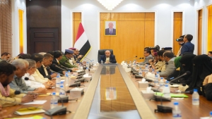 اليمن: الخنبشي يطالب بإنهاء "المركزية" وإصدار قرارات عسكرية لحضرموت