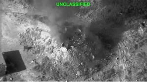 طهران: إيران تستهدف ناقلة نفط قبالة دبي بعد تهديد ترامب بتدمير منشآت الطاقة